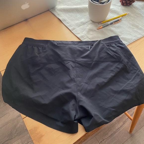 Arc'teryx NWOT Norvan 3” short - Size 10 - Picture 3 of 3